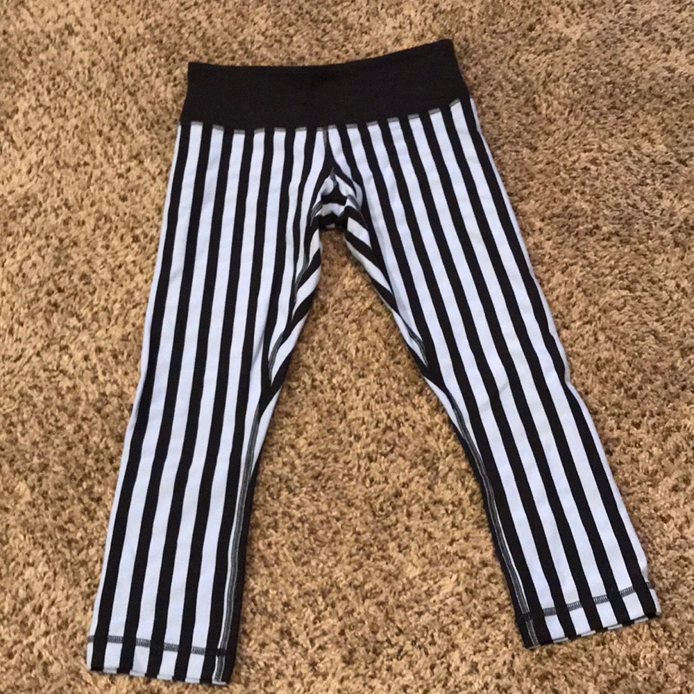 Lulu lemon crop leggings
